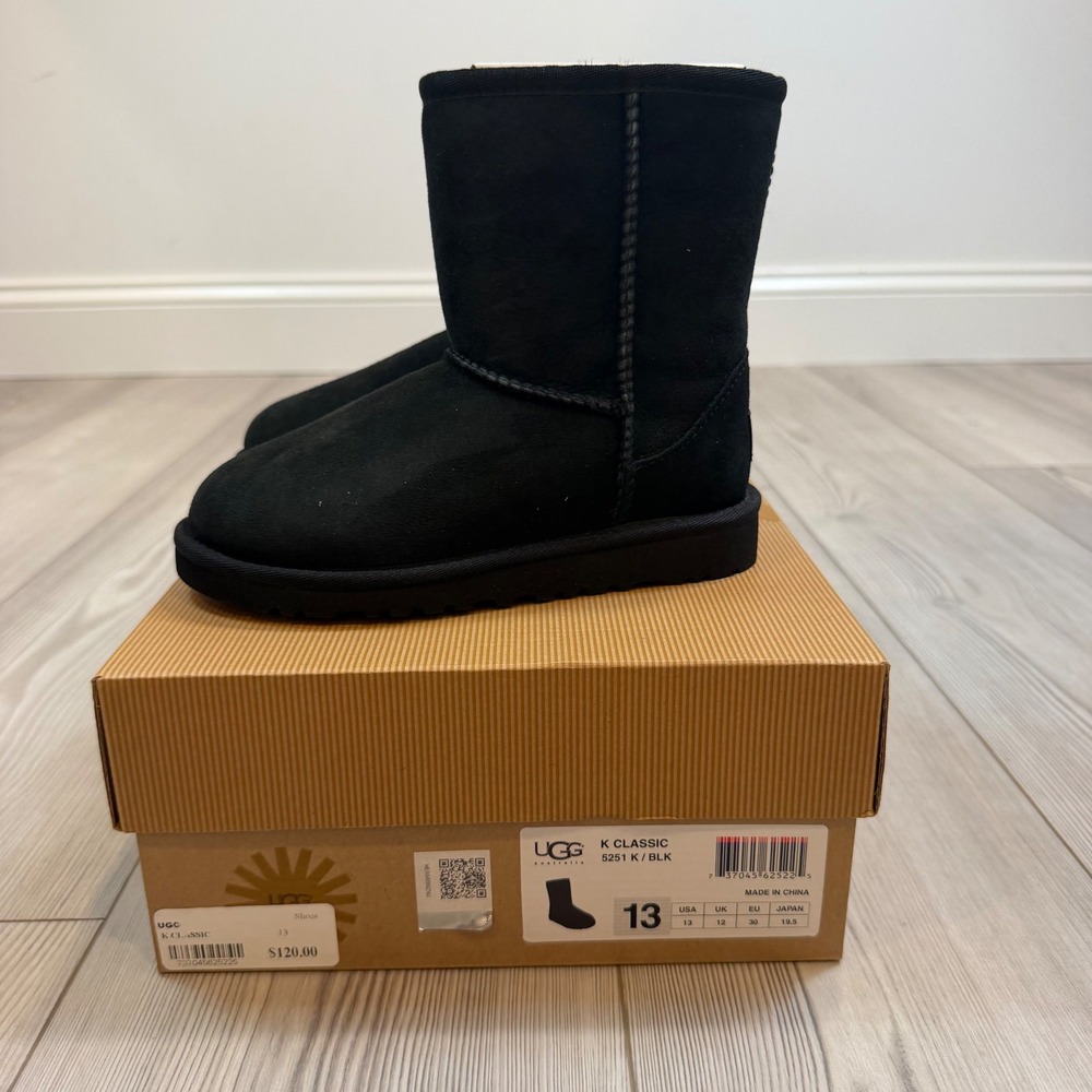 NEW UGG Australia Kids Classic Black Suede Wool Lined Boots 5251 K BLK Size 13
